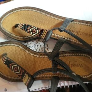 West Loop Black and Tan Sandals with Geometric Pattern